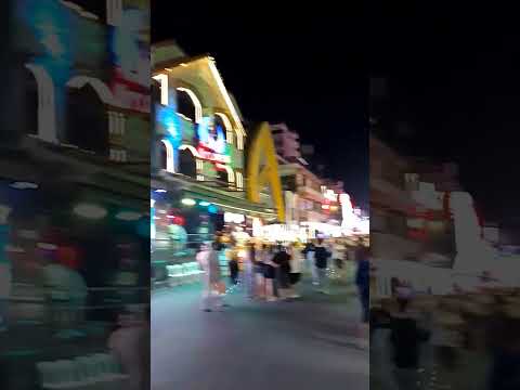 Pattaya Walking Street Nightlife #WalkingStreet #Nightlife #TravelShorts #PattayaNightlife #reels
